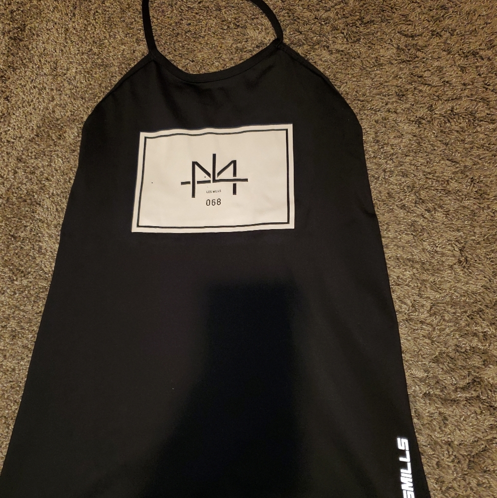 Les Mills tank